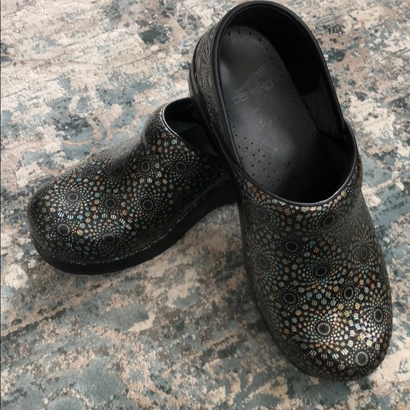 Dansko Shoes - Flower Dansko